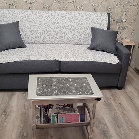 Aux Nobles Acacias Apartment Epagne-Epagnette Luaran gambar