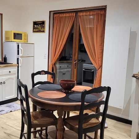 Aux Nobles Acacias Apartment Epagne-Epagnette Luaran gambar
