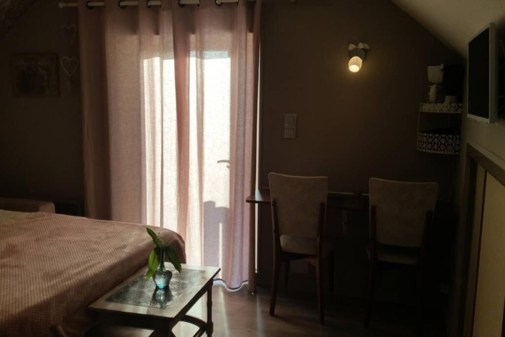 Aux Nobles Acacias Apartment Epagne-Epagnette Luaran gambar